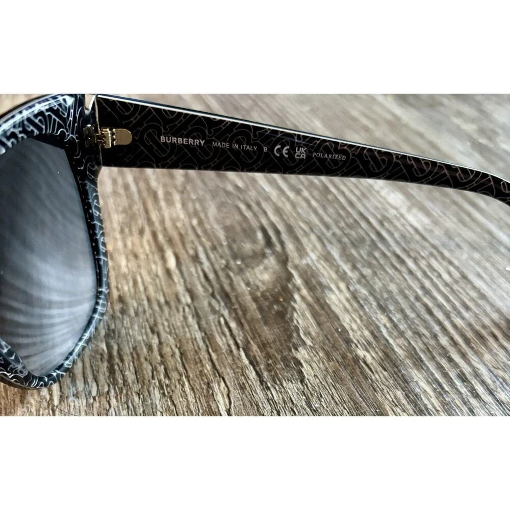 Burberry 4345 Ruth Black Plastic Frame Gray Tinted Lenses Sunglasses NWT $281